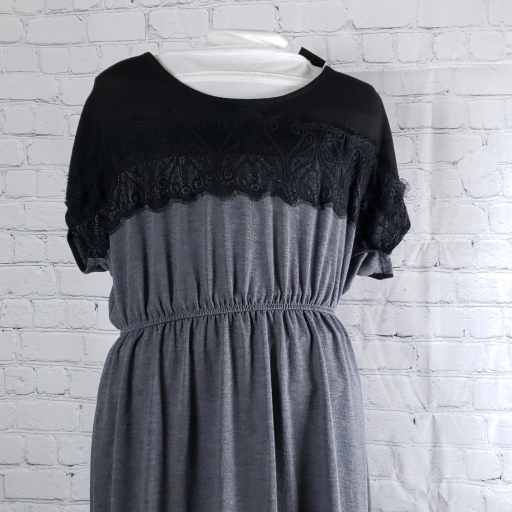 Black gray sweater dress w/ lace applique